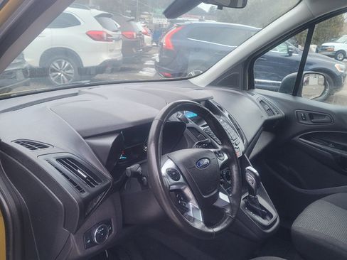 Used 2018 Ford Transit Connect XL image 13