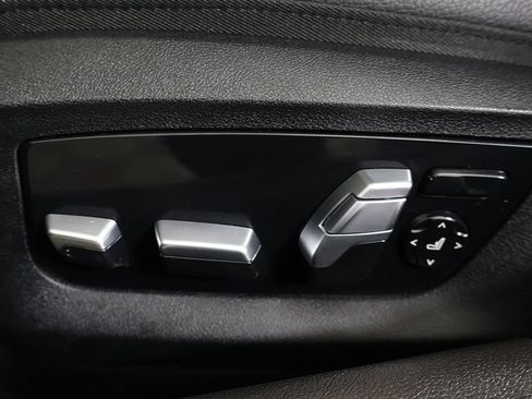 Used 2018 BMW 530e xDrive AWD/4WD image 35
