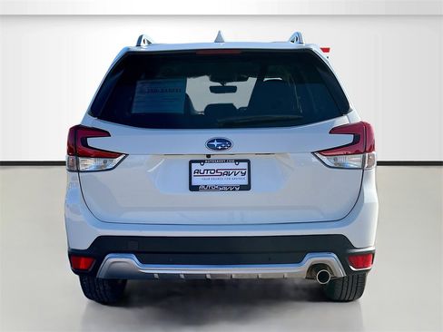 Used 2023 Subaru Forester Touring image 6