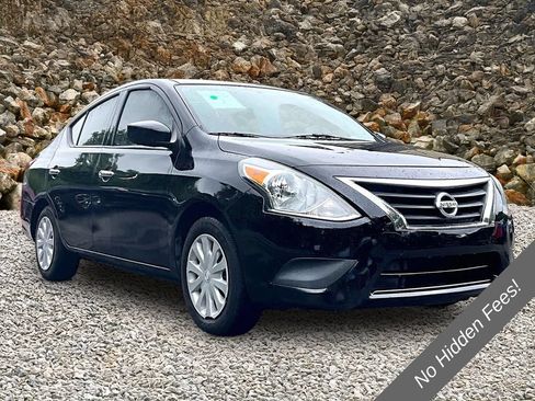 Used 2019 Nissan Versa SV FWD image 10