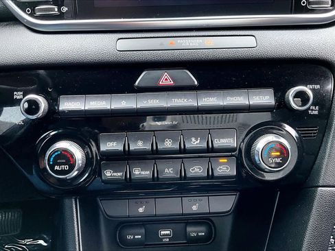 Used 2021 Kia Sportage EX FWD image 32