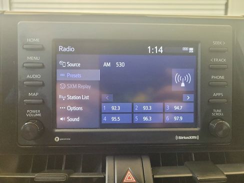 Used 2021 Toyota RAV4 LE image 25