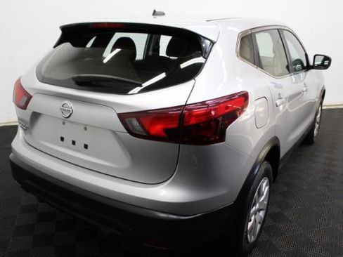 Used 2018 Nissan Rogue Sport S FWD image 7