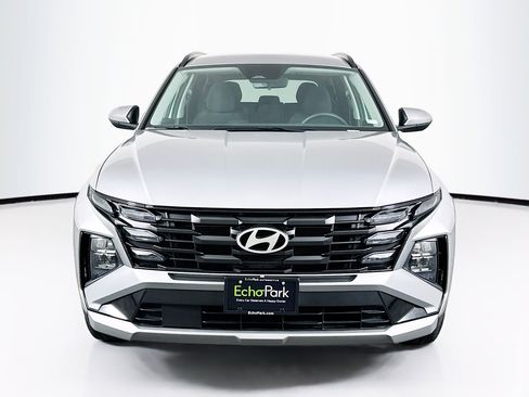 Used 2025 Hyundai Tucson SEL FWD image 2