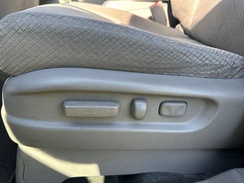 Used 2016 Honda Odyssey SE image 18