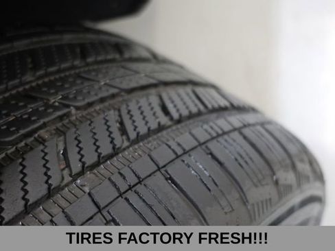 Used 2026 Porsche Cayenne AWD/4WD image 6