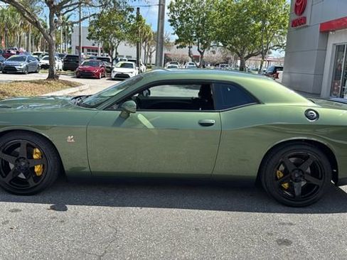 Used 2022 Dodge Challenger R/T Scat Pack w/ Driver Convenience Group image 4
