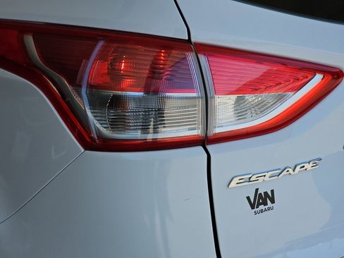 Used 2014 Ford Escape SE w/ Equipment Group 201A FWD image 41