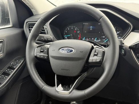 Certified 2022 Ford Escape SE w/ Cold Weather Package image 16