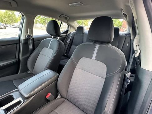Certified 2024 Nissan Sentra SV FWD image 23