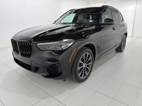 Certified 2023 BMW X5 xDrive40i w/ M Sport Package image 1