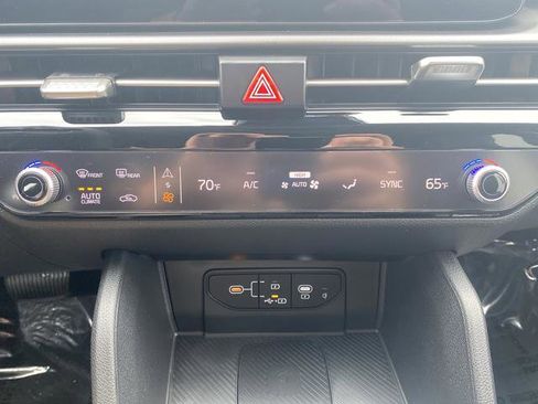 New 2026 Kia Sportage EX w/ EX Panorama Roof Package image 21