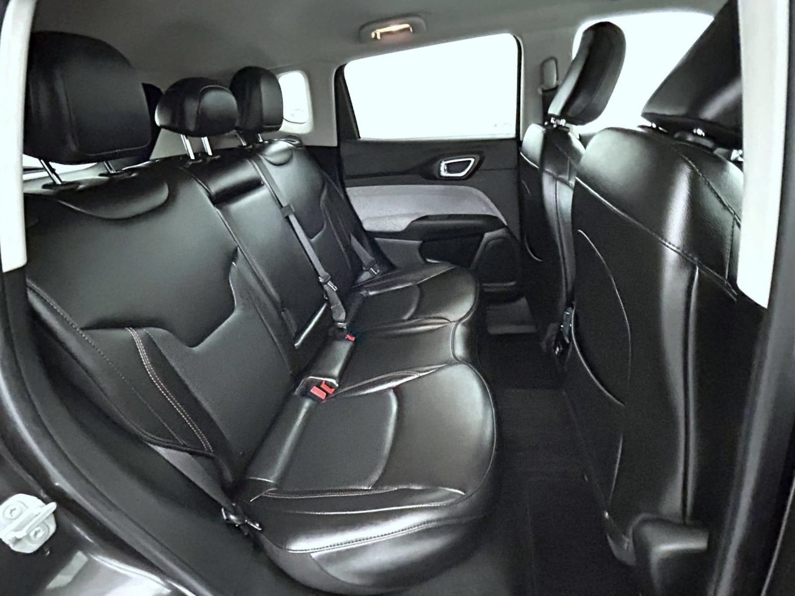 Certified 2022 Jeep Compass Latitude AWD/4WD image 18