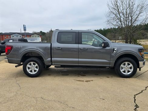 New 2026 Ford F150 XLT w/ Equipment Group 302A MID AWD/4WD image 6