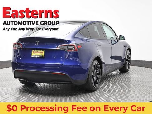 Used 2021 Tesla Model Y Long Range AWD/4WD image 5