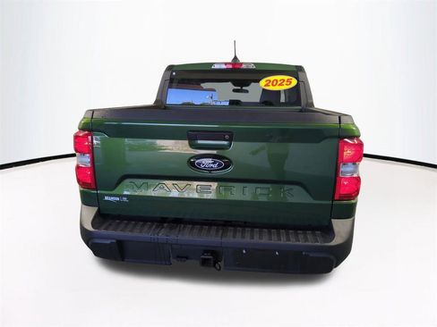 Used 2025 Ford Maverick XL image 6