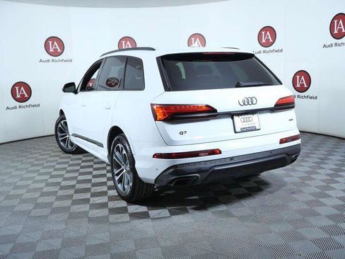 Used 2025 Audi Q7 2.0T Premium w/ Convenience Plus Package AWD/4WD image 6