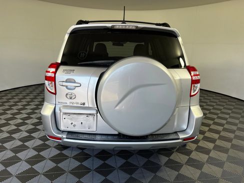 Used 2009 Toyota RAV4 2WD image 6