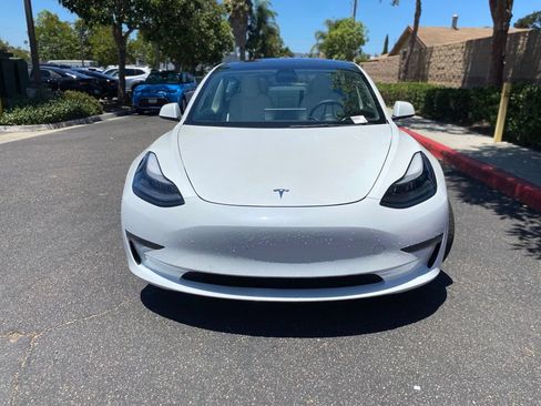 Used 2022 Tesla Model 3 Long Range AWD/4WD image 3