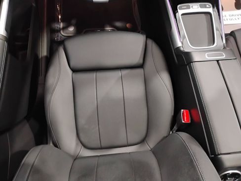 Used 2024 Mercedes-Benz EQB 300 4MATIC image 84
