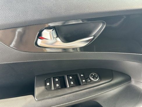 Used 2024 Kia Forte GT-Line image 21