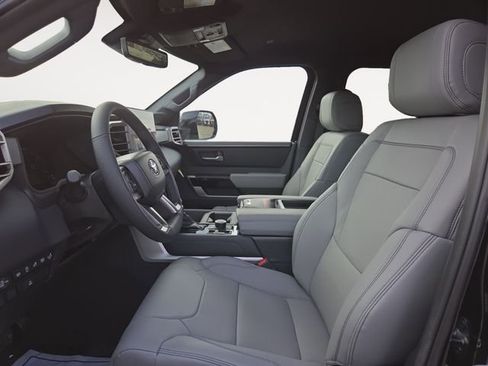 New 2026 Toyota Tundra Limited AWD/4WD image 9