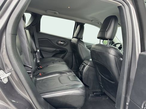 Certified 2023 Jeep Cherokee Altitude Lux image 14