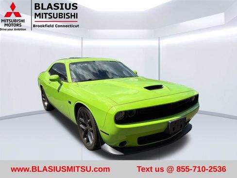 Used 2023 Dodge Challenger R/T w/ Blacktop Package RWD image 4