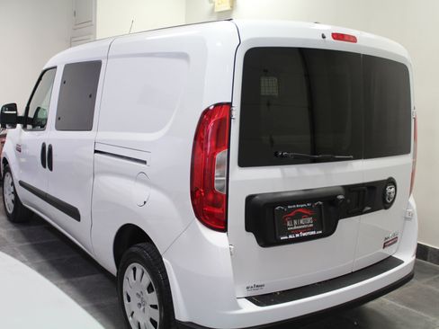 Used 2019 RAM ProMaster City Tradesman SLT image 4
