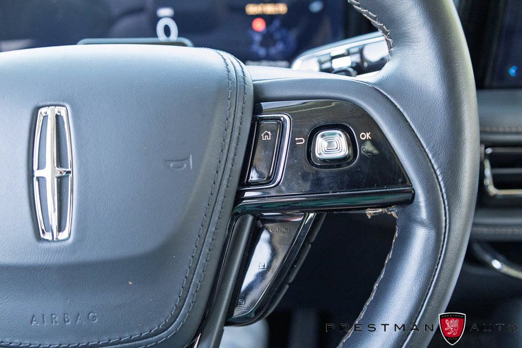 Used 2025 Lincoln Aviator Reserve w/ Equipment Group 201A AWD/4WD image 27