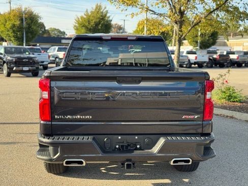 Used 2023 Chevrolet Silverado 1500 RST w/ Z71 Off-Road Package image 6