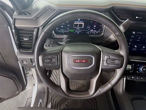 Used 2024 GMC Sierra 3500 AT4 w/ AT4 Premium Plus Package AWD/4WD image 3
