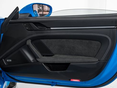 Used 2022 Porsche 911 GT3 image 38