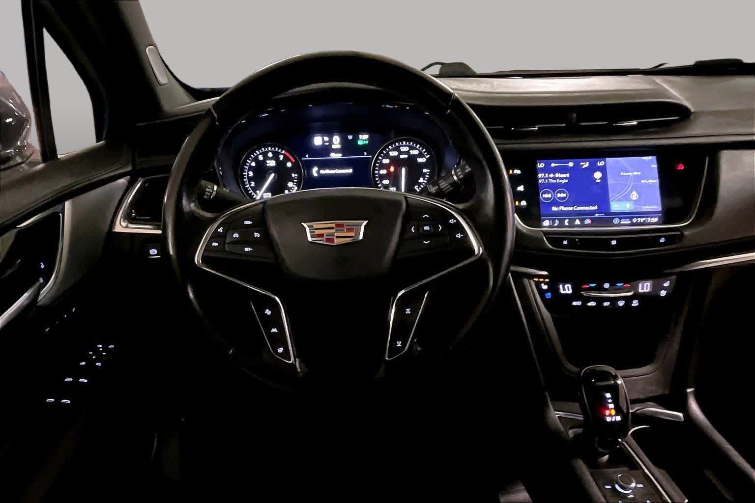 Used 2020 Cadillac XT5 Premium Luxury FWD image 5