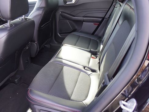 Used 2025 Ford Escape ST-Line image 12