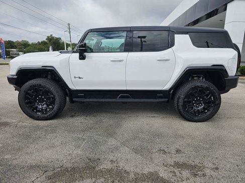 New 2026 GMC Hummer EV 2X image 2