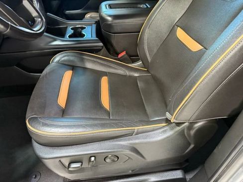 Used 2022 GMC Yukon AT4 w/ AT4 Premium Plus Package image 74