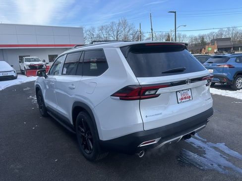 New 2026 Toyota Grand Highlander AWD Hybrid image 7