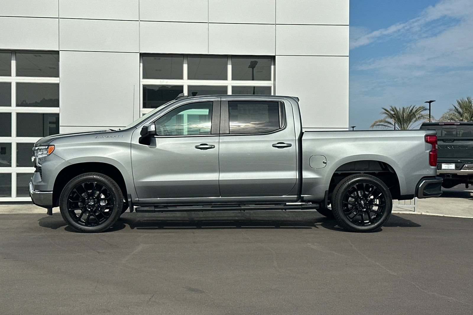 New 2026 Chevrolet Silverado 1500 LT w/ Leather Package RWD image 7