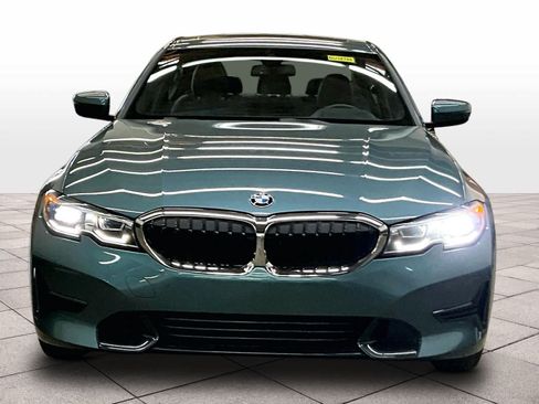 Used 2020 BMW 330i xDrive Sedan w/ Premium Package AWD/4WD image 3