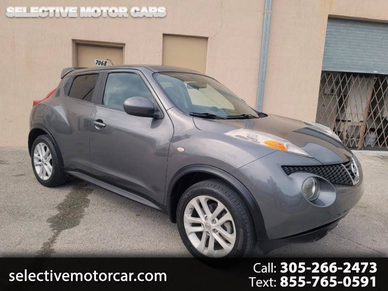 Used 2011 Nissan Juke SV FWD image 1