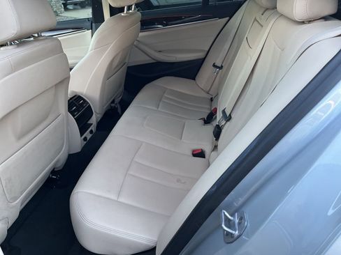 Used 2018 BMW 530i image 7
