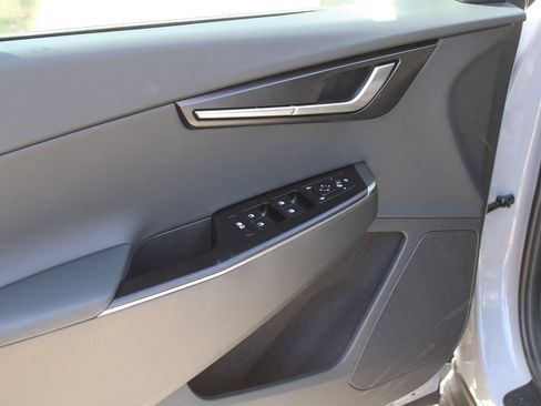 New 2026 Kia EV6 Light RWD image 17