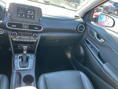 Used 2021 Hyundai Kona Limited image 22