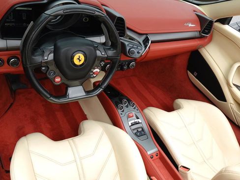 Used 2012 Ferrari 458 Spider image 12