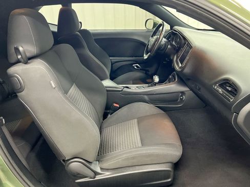 Used 2019 Dodge Challenger R/T RWD image 22