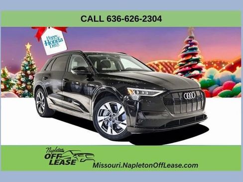 Used 2021 Audi e-tron Premium w/ Convenience Plus Package image 1