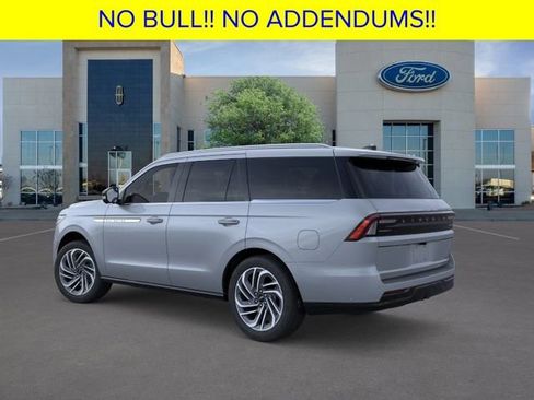 New 2026 Lincoln Navigator Reserve AWD/4WD image 5