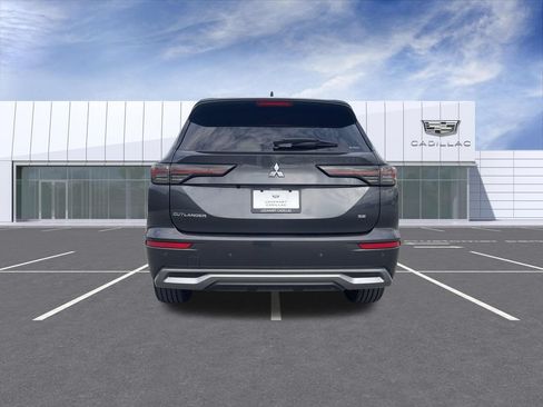 Used 2025 Mitsubishi Outlander SE AWD/4WD image 7