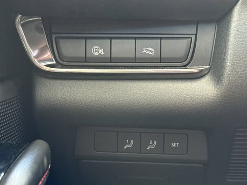 Used 2025 MAZDA CX-30 AWD 2.5 S w/ Preferred Package image 39